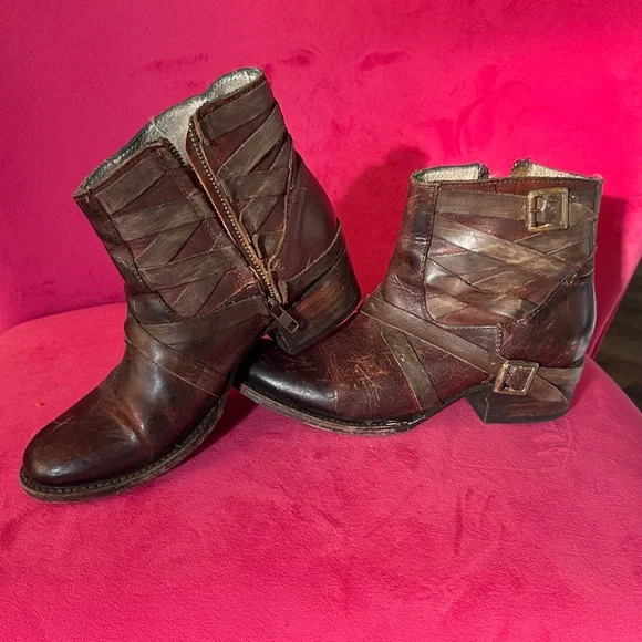 Freebird by Steven Brown Ankle Boots - Picture 3 of 7
